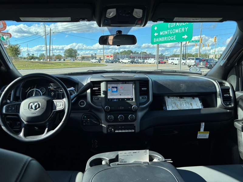 RAM 2500 Tradesman Crew Cab LWB 4WD 2024 RAM 2500 Tradesman Crew Cab LWB 4WD 2024