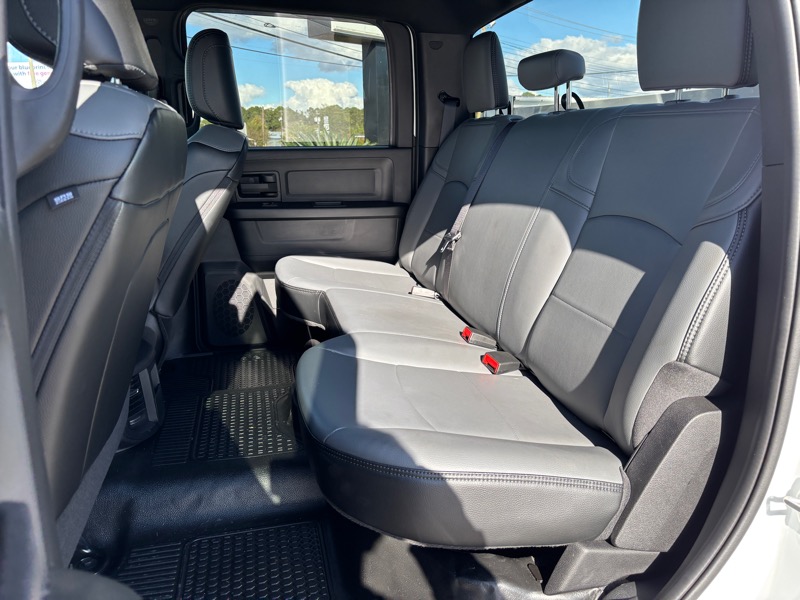 RAM 2500 Tradesman Crew Cab LWB 4WD 2024 RAM 2500 Tradesman Crew Cab LWB 4WD 2024