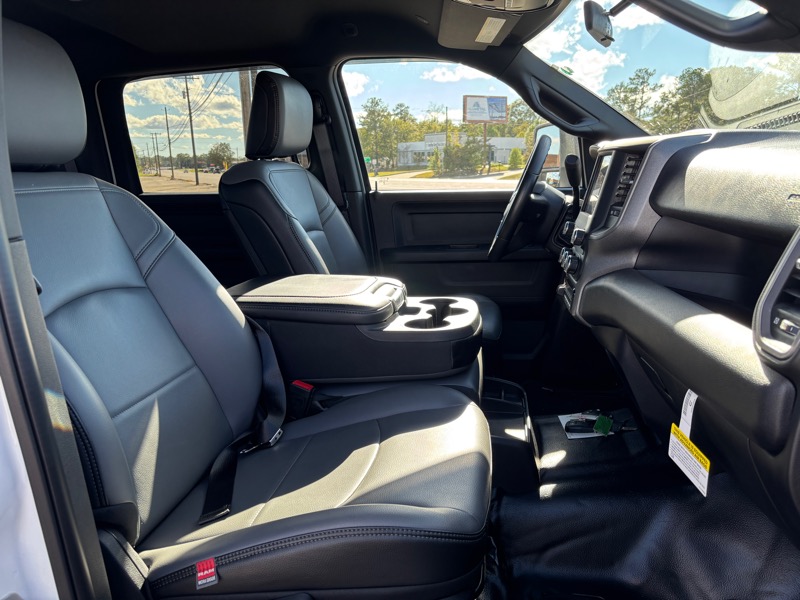 RAM 2500 Tradesman Crew Cab LWB 4WD 2024 RAM 2500 Tradesman Crew Cab LWB 4WD 2024