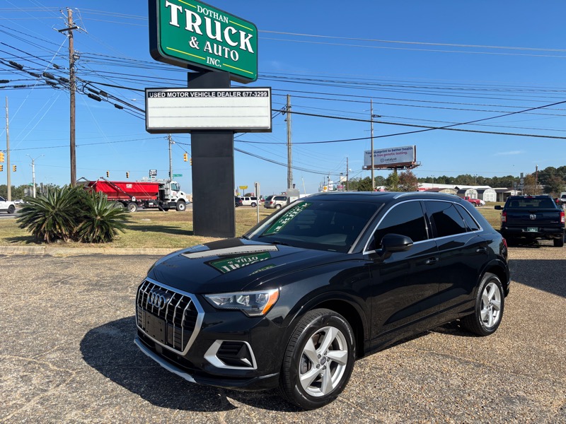 2020 Audi Q3 Premium quattro