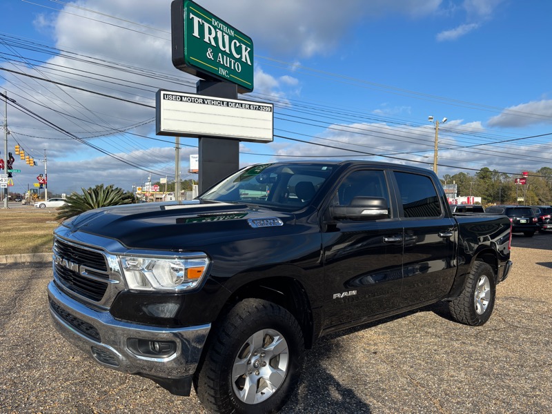 2020 RAM 1500 Big Horn Crew Cab SWB 4WD