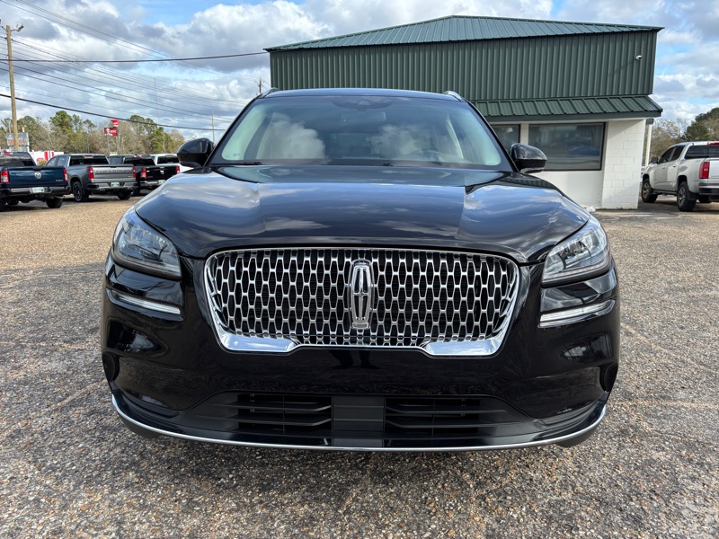 Lincoln Corsair Base 2020