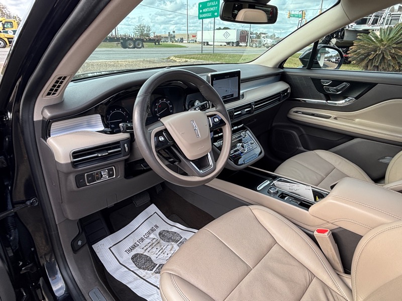 Lincoln Corsair Base 2020