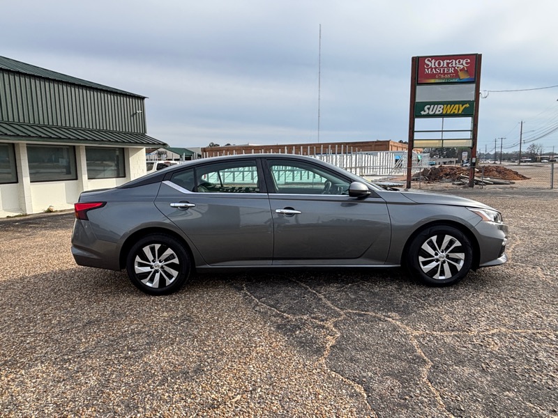 Nissan Altima 2.5 S 2020