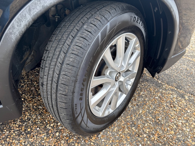 Nissan Rogue SV 2WD 2019