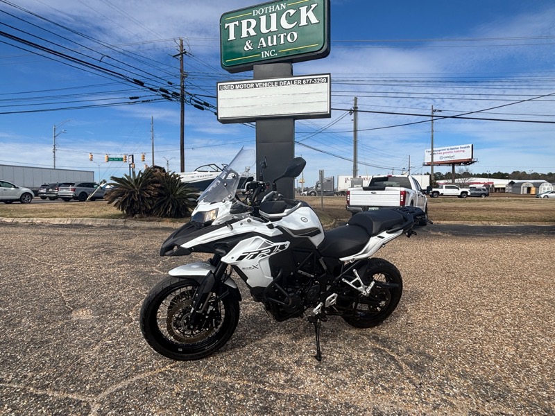 2022 Benelli Leoncino Trail TRK 502X