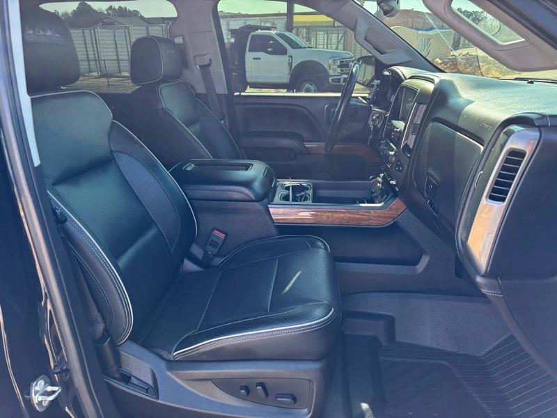 Chevrolet Silverado 1500 High Country Crew Cab Short Box 4WD 2018