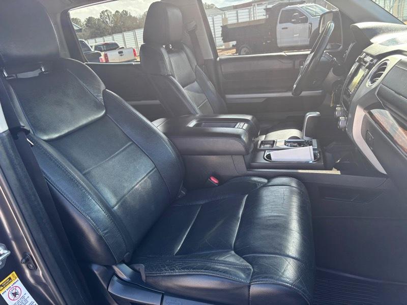 Toyota Tundra Limited 5.7L FFV CrewMax 4WD 2015