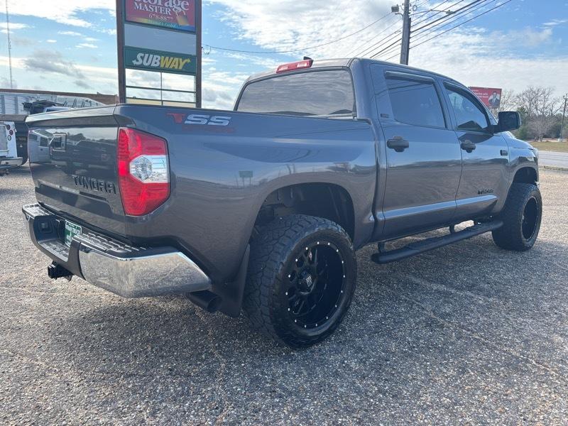 Toyota Tundra SR5 5.7L V8 CrewMax 2WD 2020