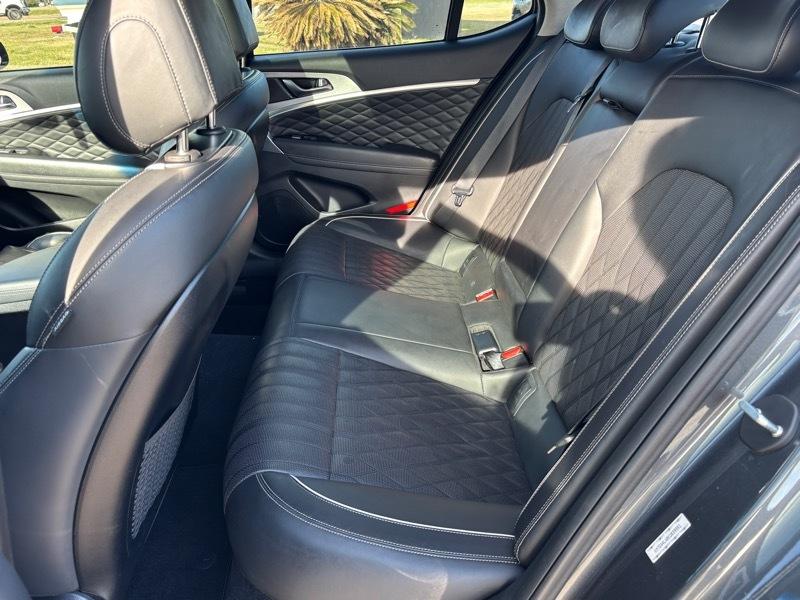 Genesis G70 2.0T Advanced AWD 2019