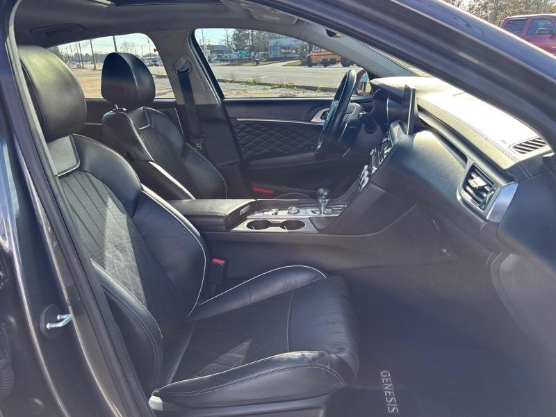 Genesis G70 2.0T Advanced AWD 2019