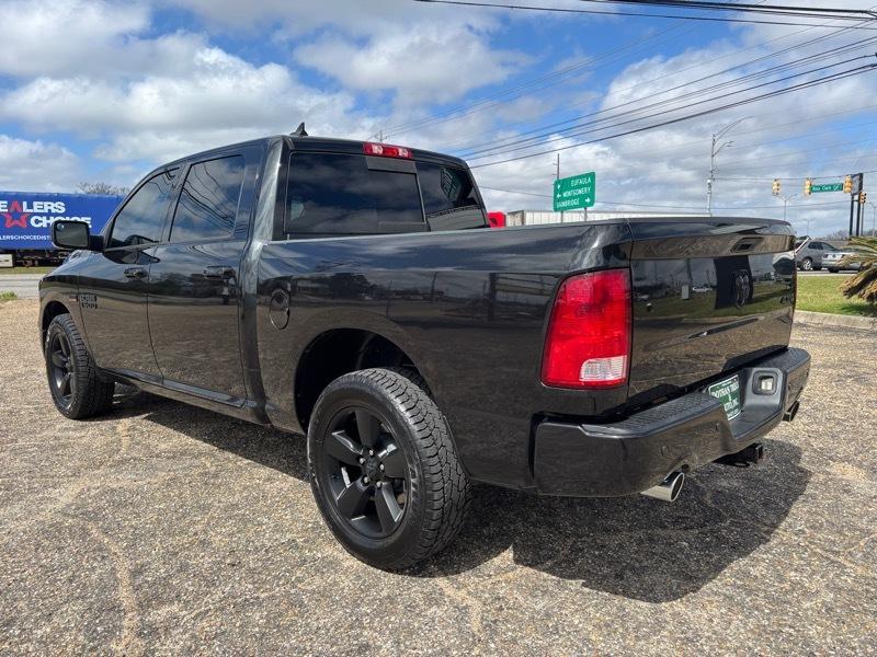RAM 1500 SLT Crew Cab SWB 4WD 2018