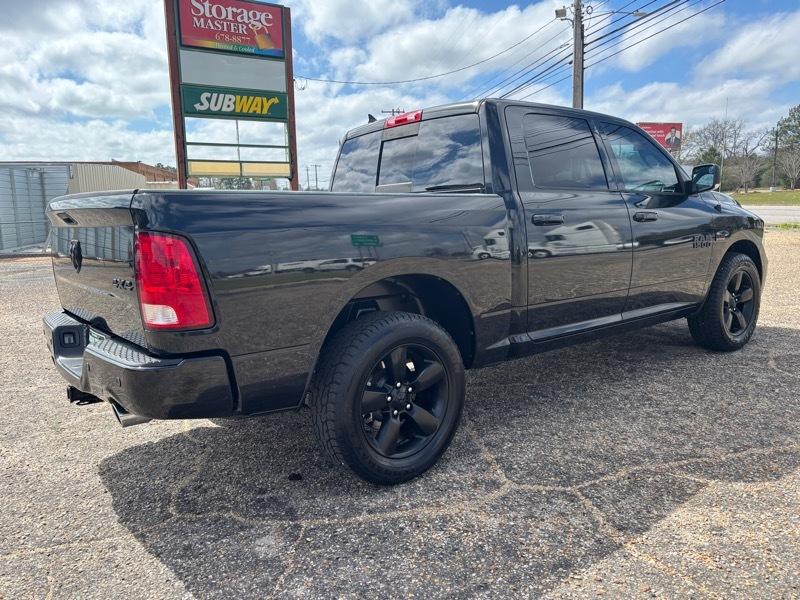 RAM 1500 SLT Crew Cab SWB 4WD 2018