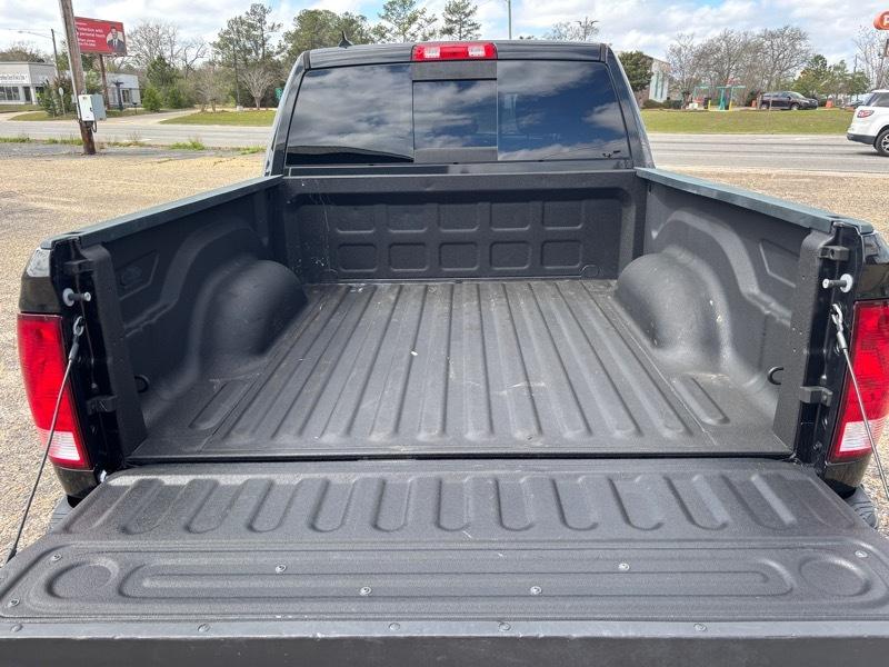 RAM 1500 SLT Crew Cab SWB 4WD 2018