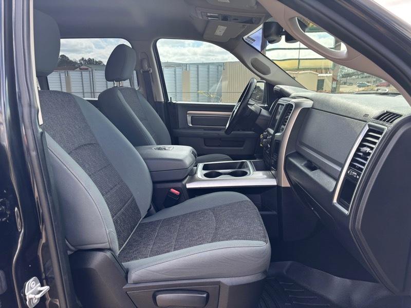 RAM 1500 SLT Crew Cab SWB 4WD 2018