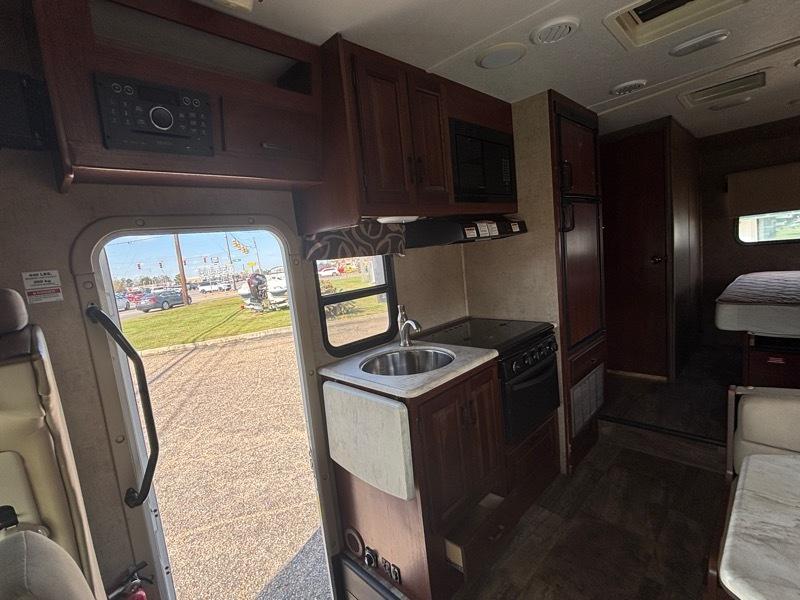 Ford Econoline E450 2016