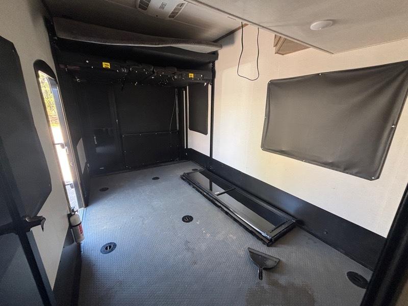 Keystone RV Raptor Toy Hauler  2022