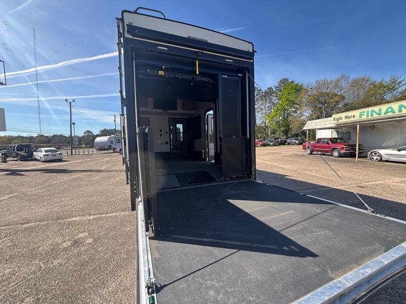 Keystone RV Raptor Toy Hauler  2022