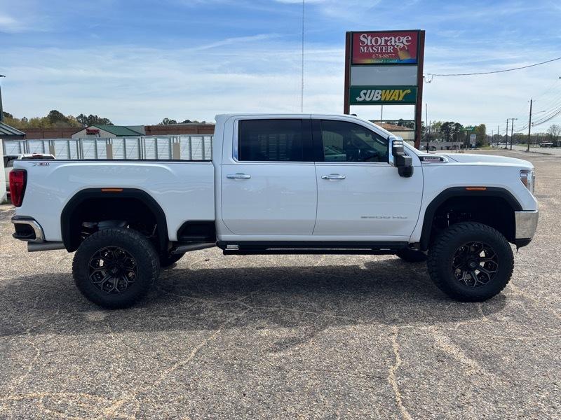 GMC Sierra 2500HD SLT Crew Cab 4WD 2023