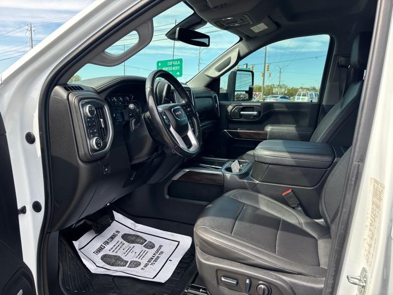 GMC Sierra 2500HD SLT Crew Cab 4WD 2023