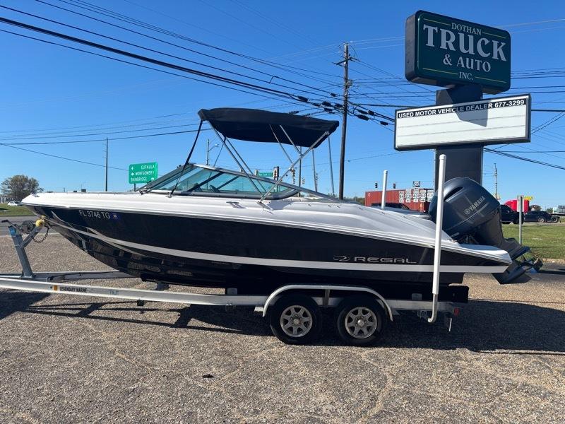 Regal Bowrider  2019