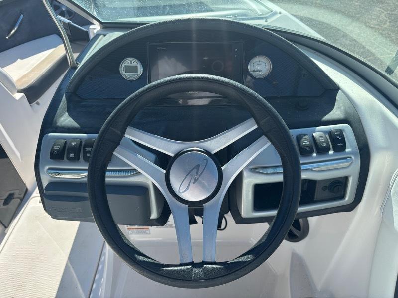 Regal Bowrider  2019