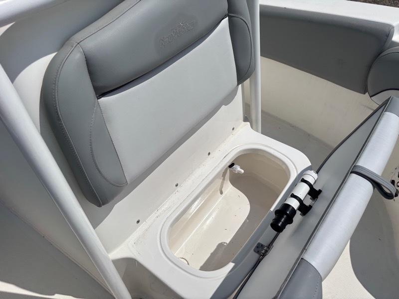 Nautic Star Coastal  2022