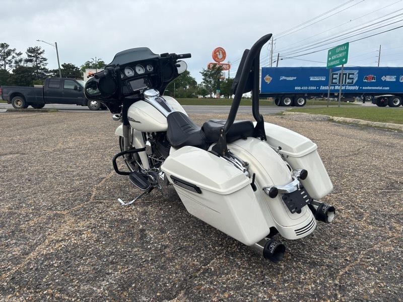 Harley-Davidson Street Glide  2014