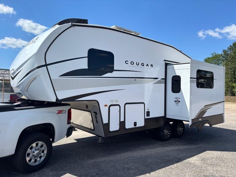 Keystone Cougar  2024