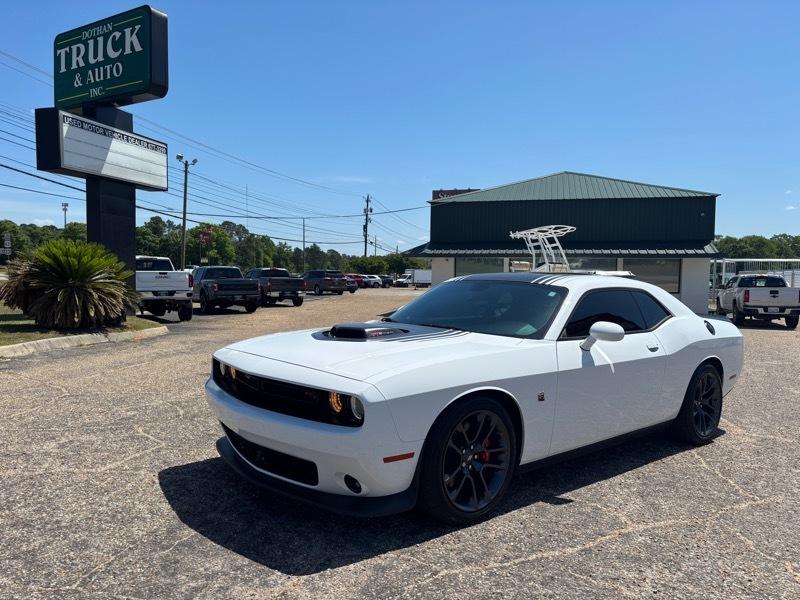 Dodge Challenger R/T SCAT Pack 2022