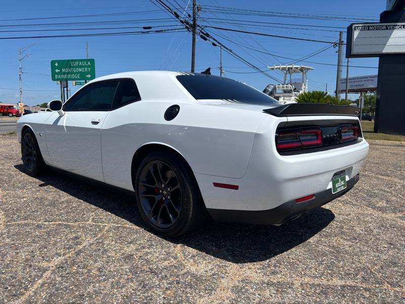 Dodge Challenger R/T SCAT Pack 2022