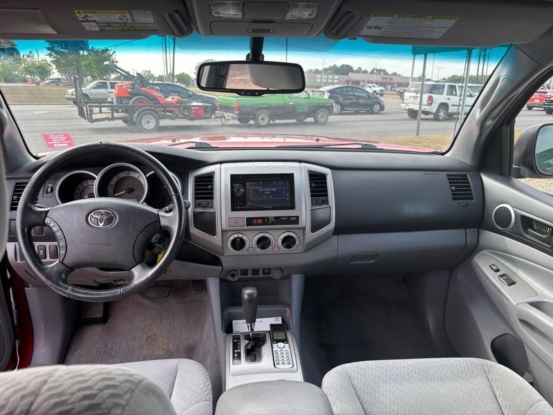Toyota Tacoma PreRunner Double Cab Auto 2WD 2011