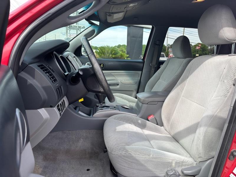 Toyota Tacoma PreRunner Double Cab Auto 2WD 2011