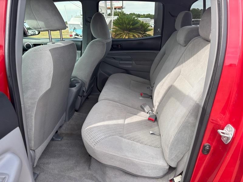 Toyota Tacoma PreRunner Double Cab Auto 2WD 2011