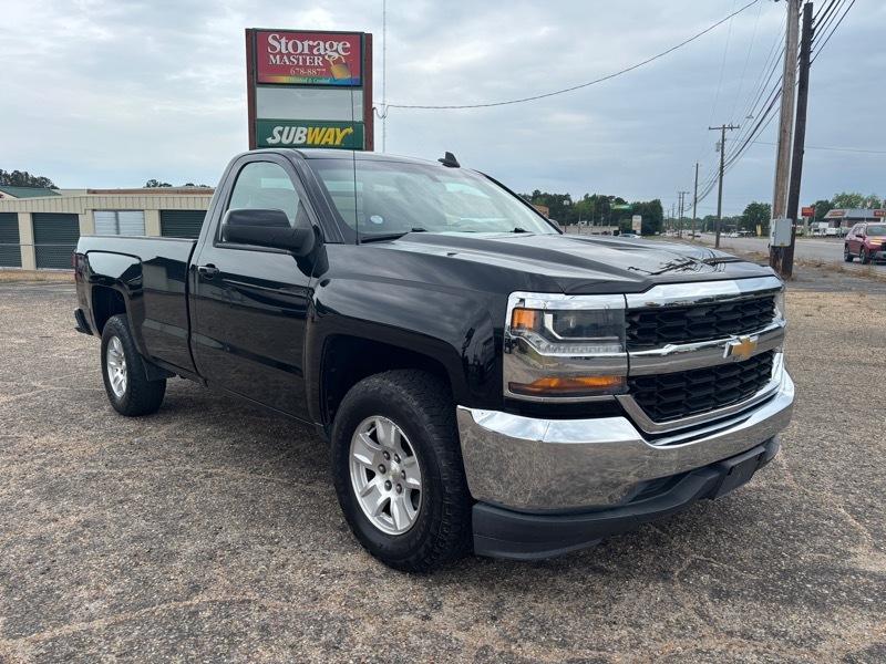 Chevrolet Silverado 1500 LT Short Box 2WD 2017