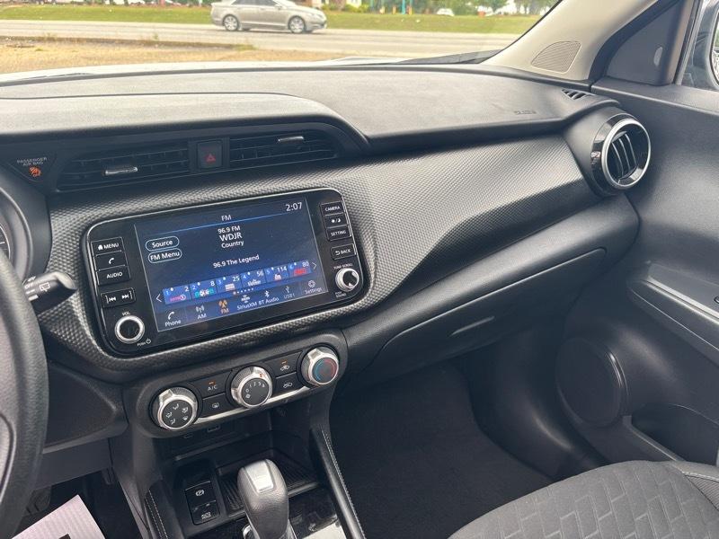 Nissan Kicks SV 2024