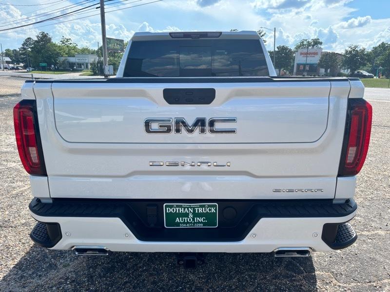 GMC Sierra 1500 Denali Ultimate Crew Cab 4WD 2022