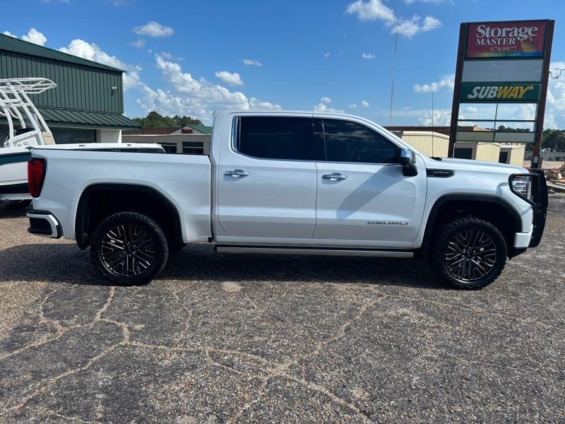GMC Sierra 1500 Denali Ultimate Crew Cab 4WD 2022