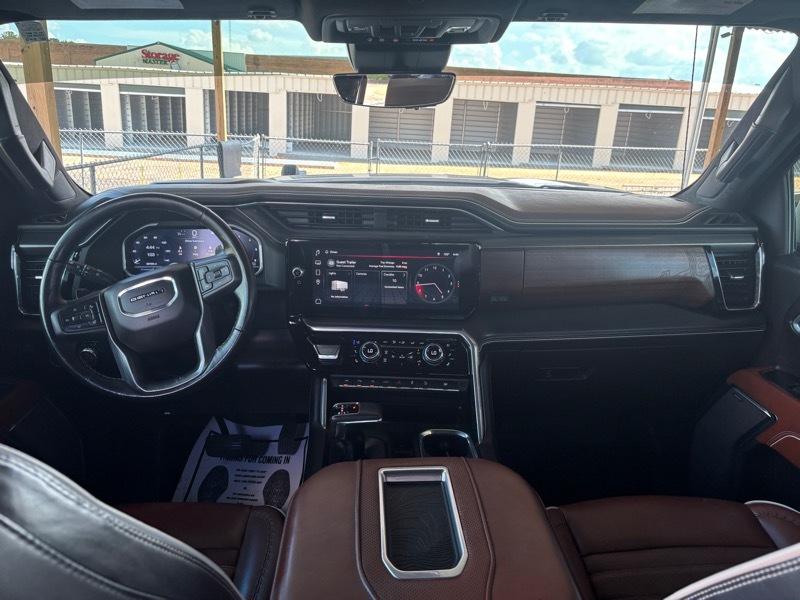 GMC Sierra 1500 Denali Ultimate Crew Cab 4WD 2022