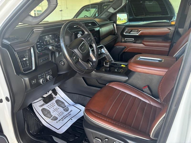 GMC Sierra 1500 Denali Ultimate Crew Cab 4WD 2022