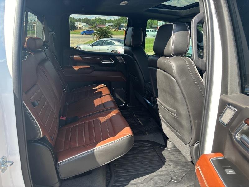 GMC Sierra 1500 Denali Ultimate Crew Cab 4WD 2022