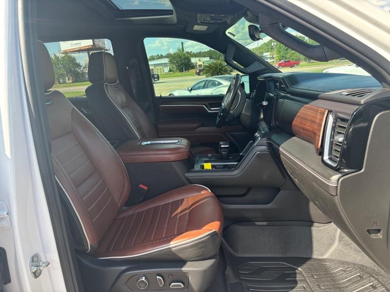 GMC Sierra 1500 Denali Ultimate Crew Cab 4WD 2022