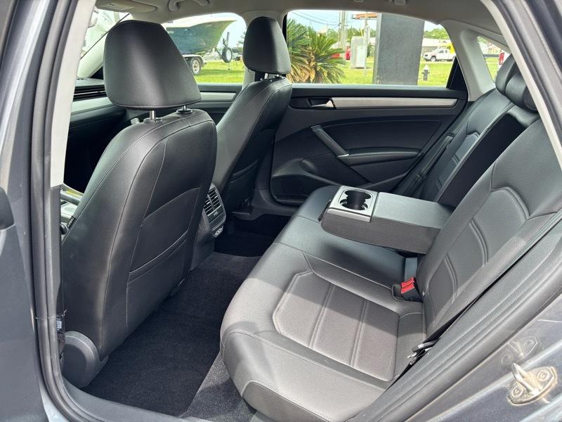 Volkswagen Passat SE 2022