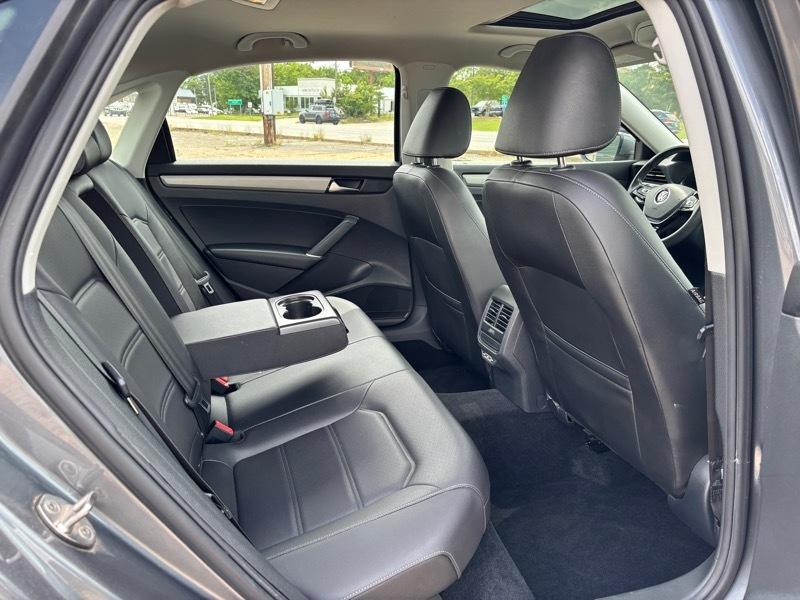 Volkswagen Passat SE 2022