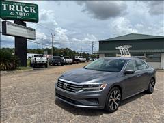 2022 Volkswagen Passat 