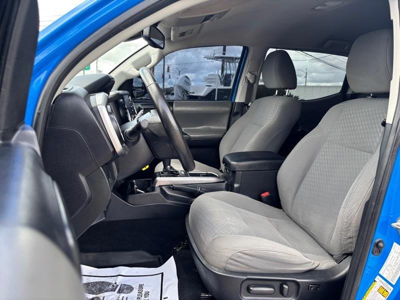 Toyota Tacoma SR5 Double Cab Long Bed V6 6AT 2WD 2020