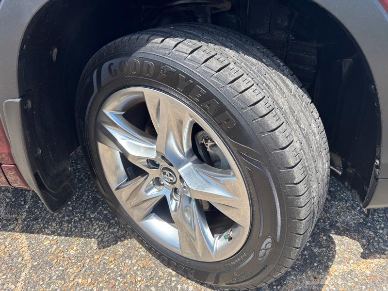 Toyota Highlander Limited FWD V6 2016