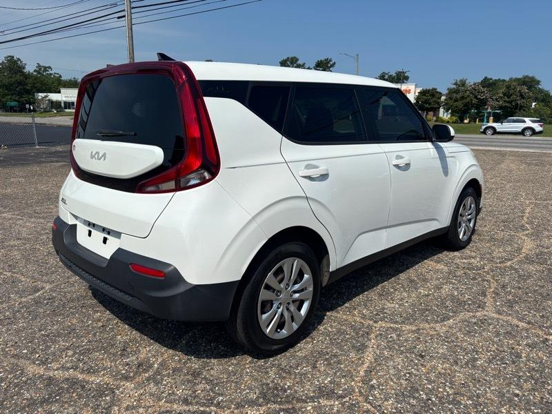 Kia Soul LX CVT 2022