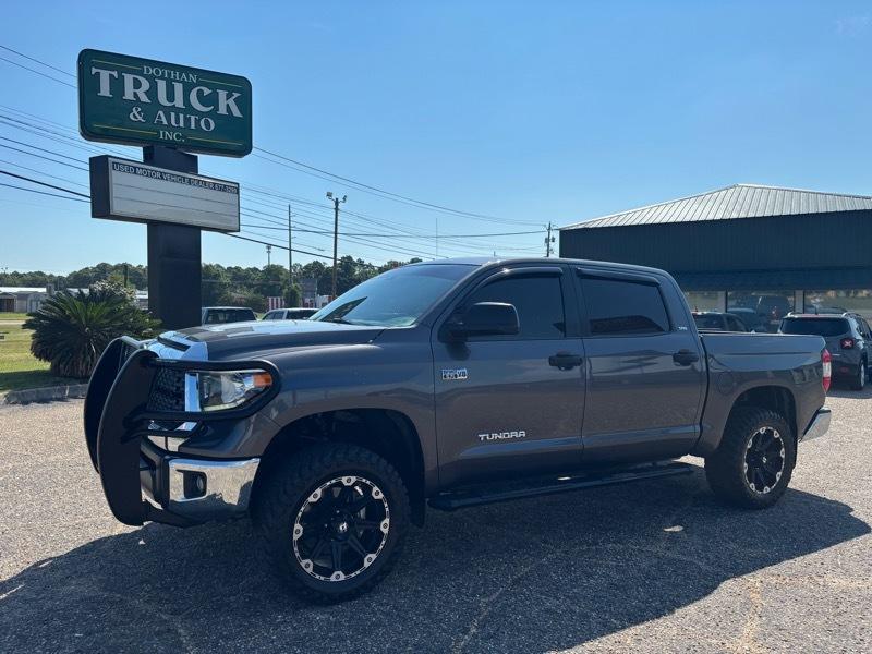 Toyota Tundra SR5 5.7L V8 FFV CrewMax 4WD 2019