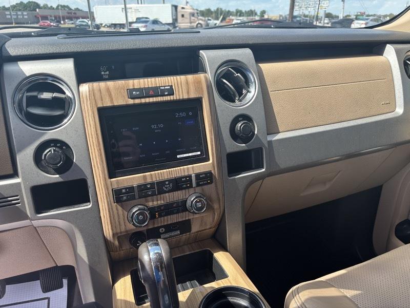 Ford F-150 4WD SuperCrew 139" Lariat 2011